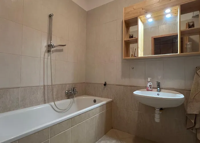 Centrum - Citrom Utca *